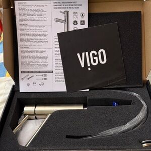 VIGO Brushed Nickel Faucet. VGO 1009BN, New in original box